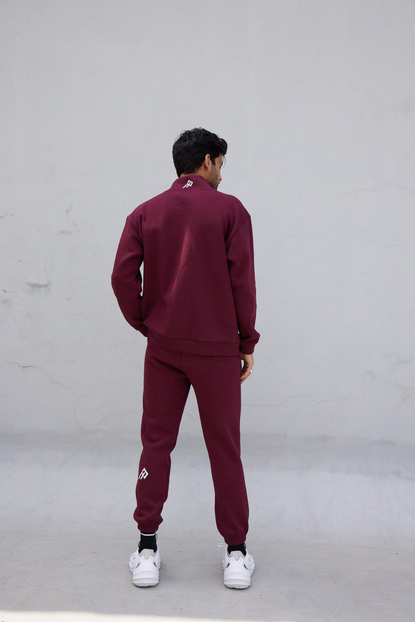 Jogger Monogram Maroon - Young Pumped