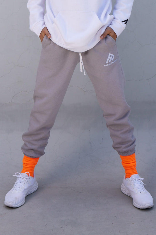 Jogger Logo Grey - Young Pumped